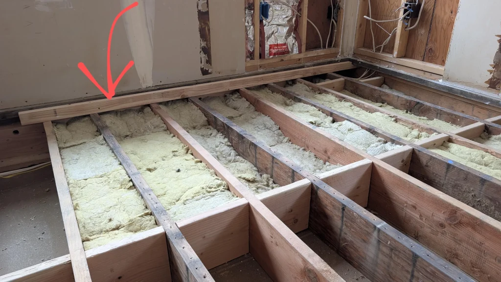 Calage des solives pour rehausser le plancher